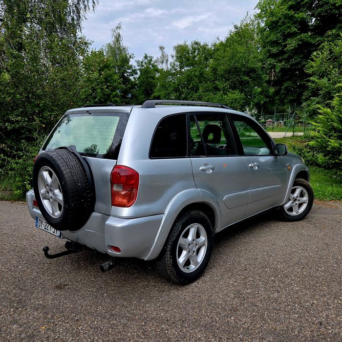 Toyota RAV4 2.0 Disel