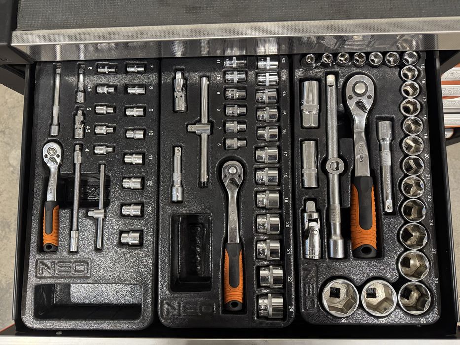 Banc scule neo echipat