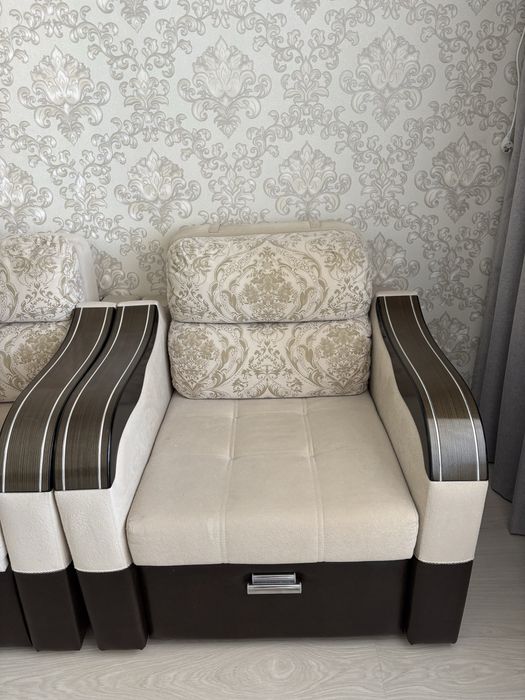 Продам диван б/у