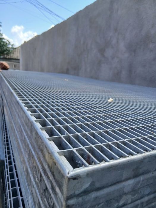 Gretare zincate galvanizate