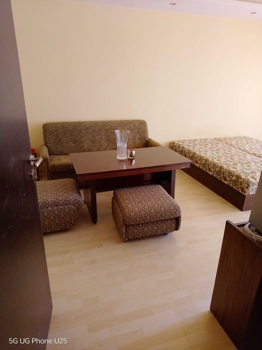 Дава се под наем Двустаен апартамент в Варна, Възраждане 3 - 64 кв.м за 400 € - Снимка #2