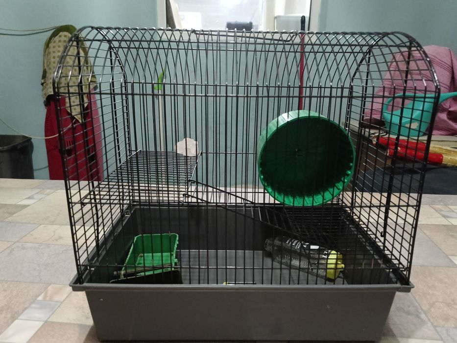 Продам клетку для хомяка