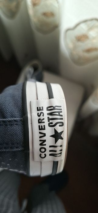 Custom Hand-Painted Converse All Star – Unique Design