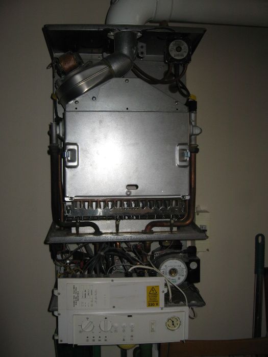 Газов котел BUDERUS Logamax U012-24K