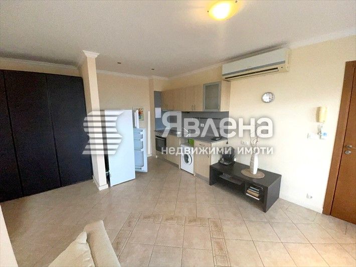 Продава се Едностаен апартамент в Созопол - 62 кв.м за 1452 €/кв.м - Снимка #2