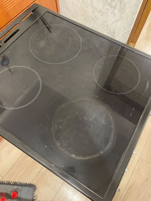Продаётся электрическая плита Gorenje