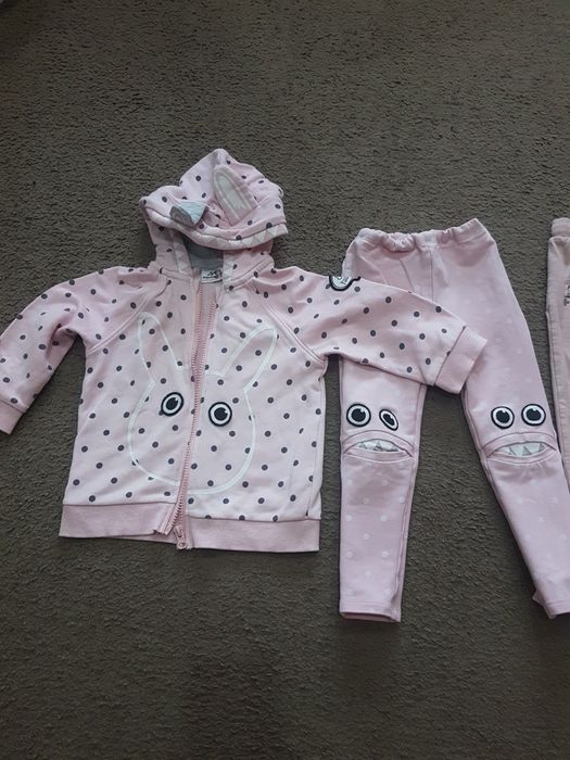 Екип клин с горнище и долнище 98см