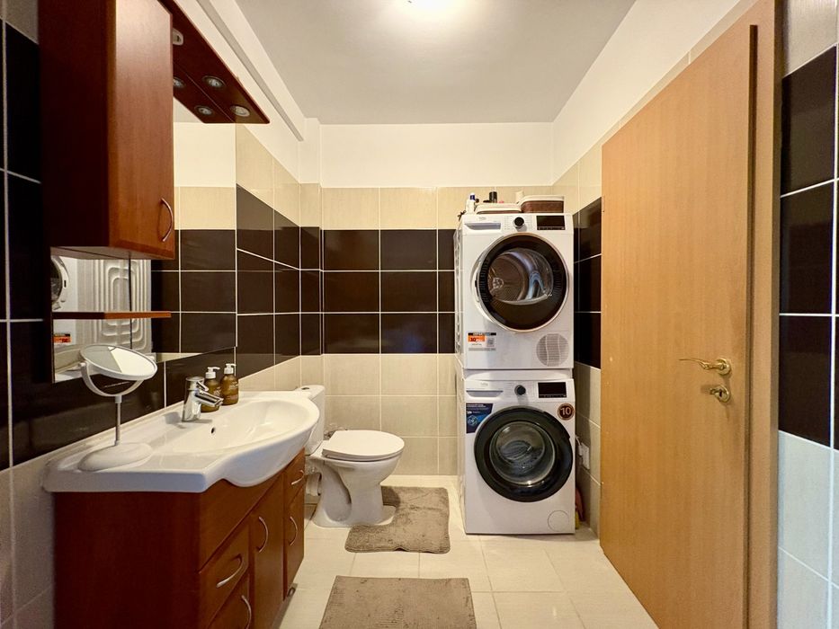 Direct proprietar | 2 camere | decomandat | Shopping City | Parcare inclusa