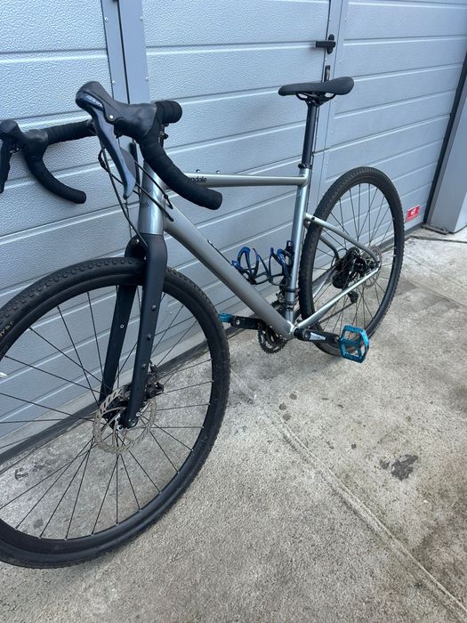 Bicicleta cannondale topstone 3