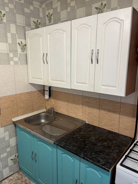 Продам кухонный гарнитур недорого