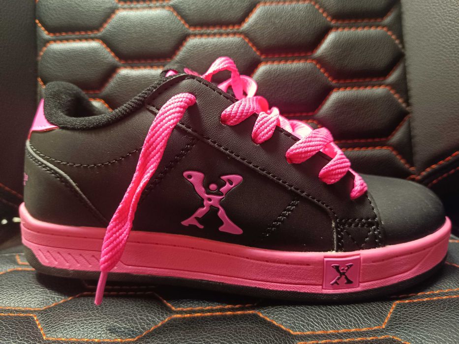 Маратонки с колелца SIDEWALKSPORTS By HEELYS