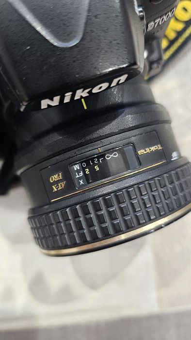 Nikon d7000 + tokina macro 35mm 2.8 dx