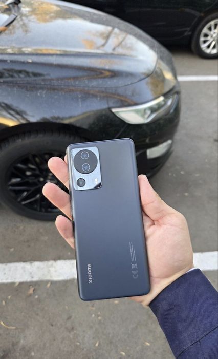 Xioami 13Lite 5g 8+8/128gb xolati ideal srochna sotiladi