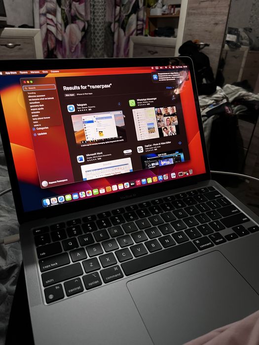 MacBook Air 13 M1 (2020)