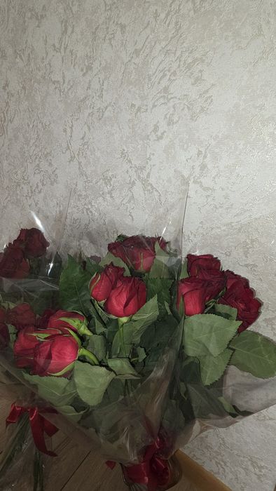 Продам несколько букетов цветов