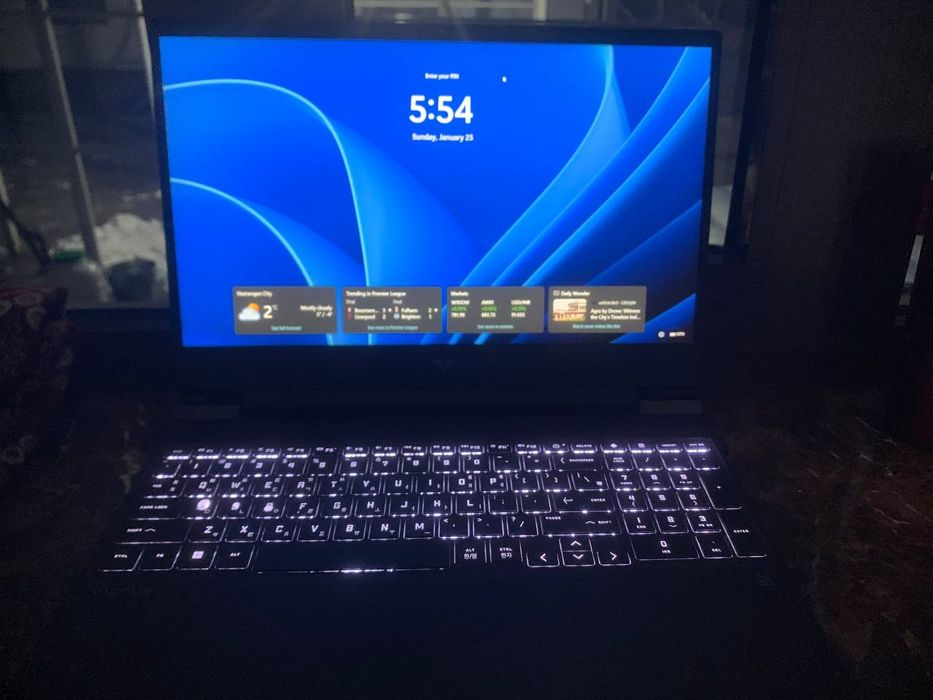 Hp laptap gaming viktus sotiladi