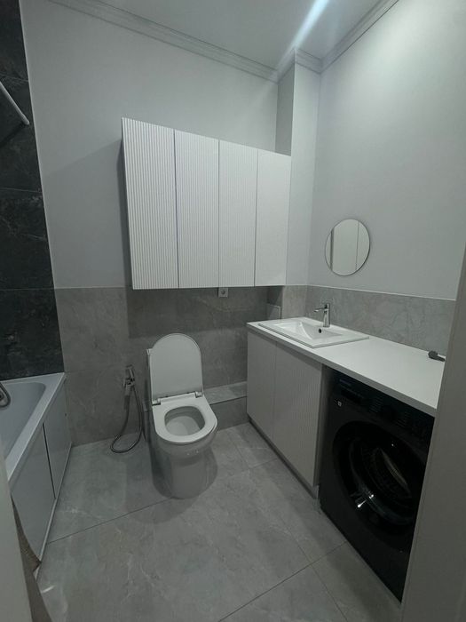 Сдам квартиру 2-комнатную студию.