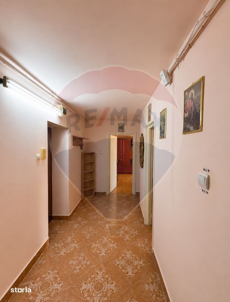 Apartament cu 2 camere de vânzare în zona Cetate