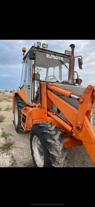 Buldoexacavator fai 96 dts