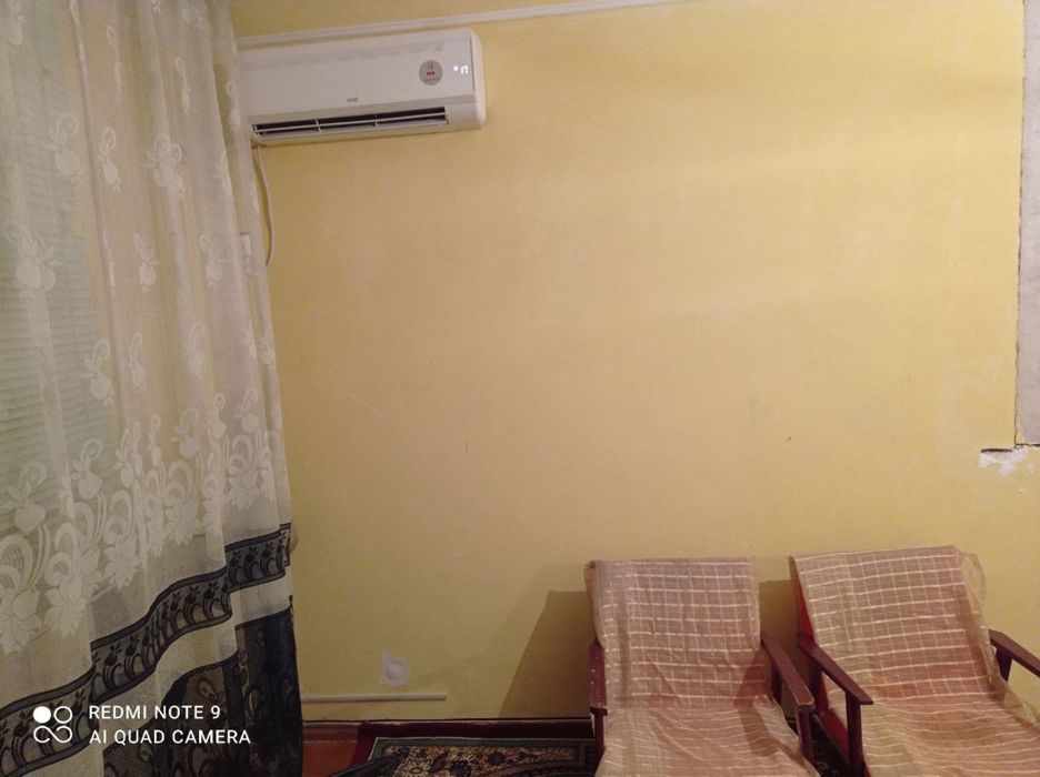 1 xonalik uy sotiladi