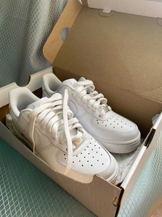 Кроссовки Nike Air Force 1