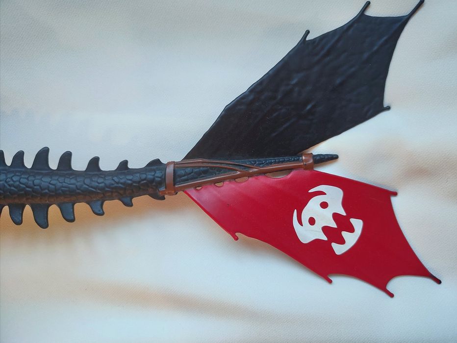 Фигурка ночной фурии Беззубик