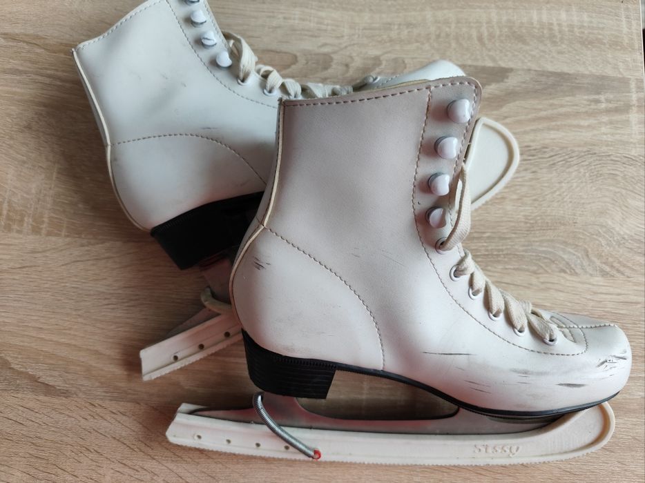 Кънки за лед, естествена кожа, фигурно пързаляне номер 35