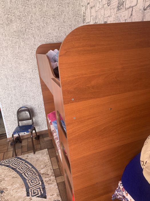 Двухъярусный кровать