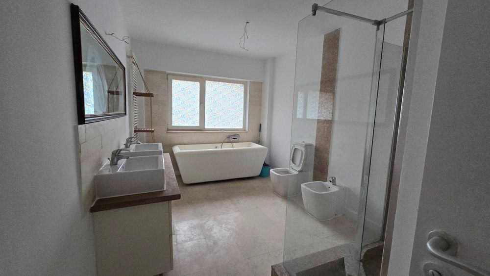 Apartament 5camere Herastrau Parc Prima Linie