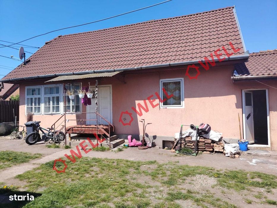Casă de vânzare în Ozun, pe strada Gării!