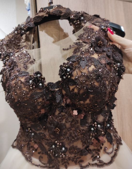 Абитуриентска/Офицялна рокля