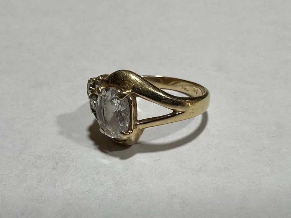 Златен пръстен 14к, 4,37гр