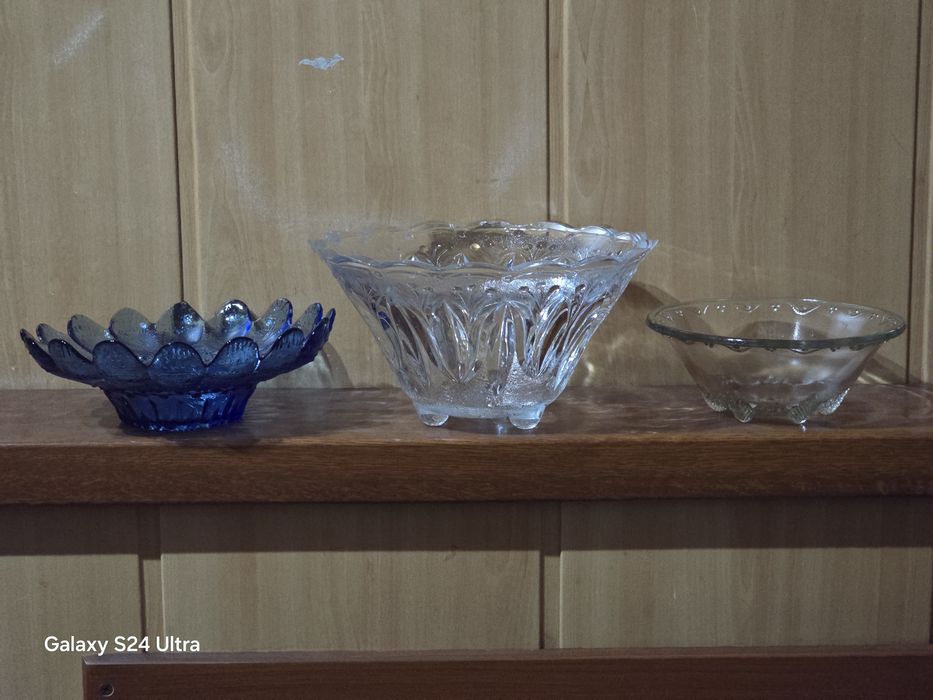 Вазы пож фрукты и конфеты .