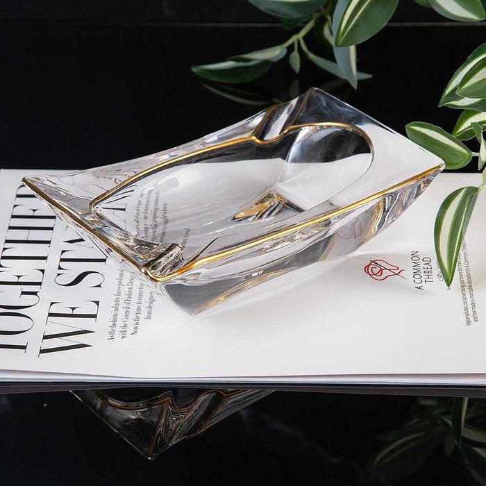 Нов Пепелник Стъкло за Цигара или Пура 20см