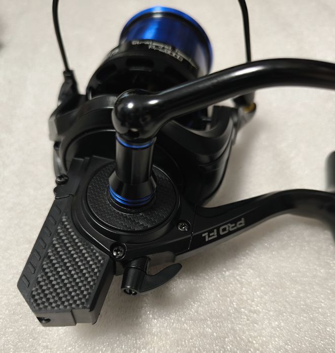 SET 2 Mulinete PRO FL Strategist 8000 10+1 Rulmenti NEW 2024