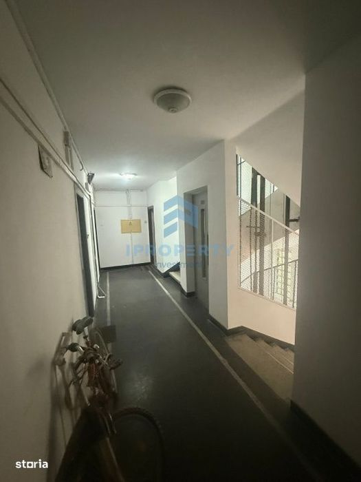 Piata Romana 9 | 3 Camere | SemiDecomandat | Proximitate metrou 2 min