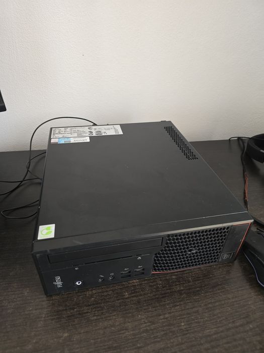 FUJITSU  C720 USFF,  i5-4590 4 core, 8GB DDR3, 240GB SSD
