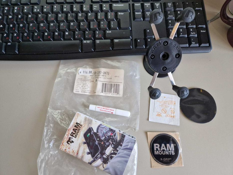 RAM X-Grip стойка за смартфон в автомобил