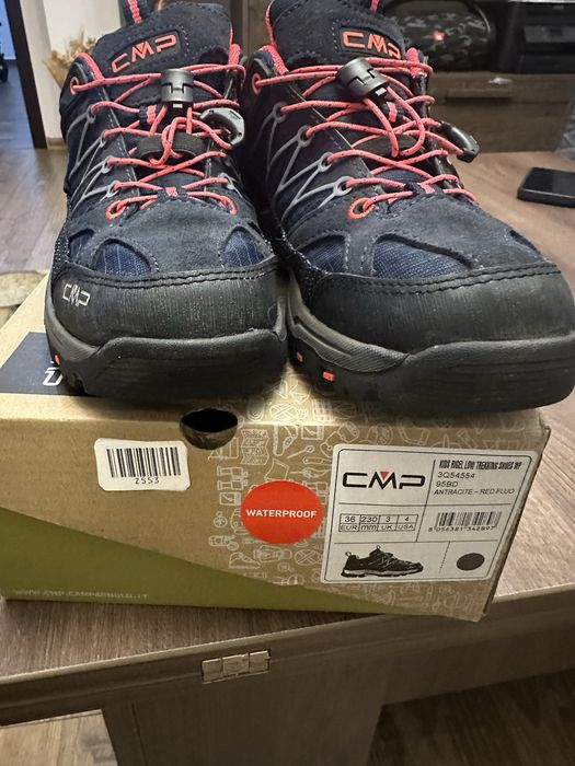 CMP incaltaminte de trekking pentru copii,marime 36,Antracite-Red Fluo