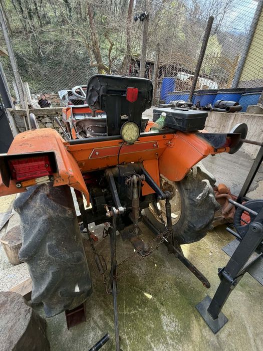 Трактор Hinomoto