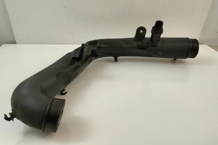 Furtun Tub Intercooler 1K0129654AD Skoda Octavia a 2-a generatie seri