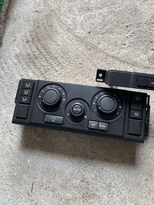 Централна конзола Range Rover Sport L320