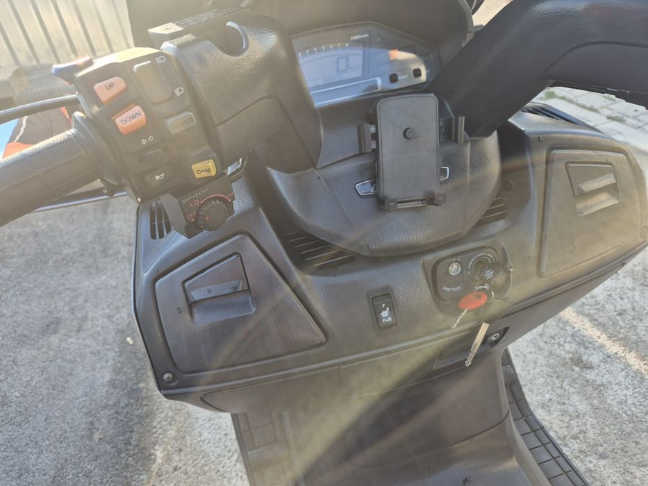 Suzuki Burgman 650 executive