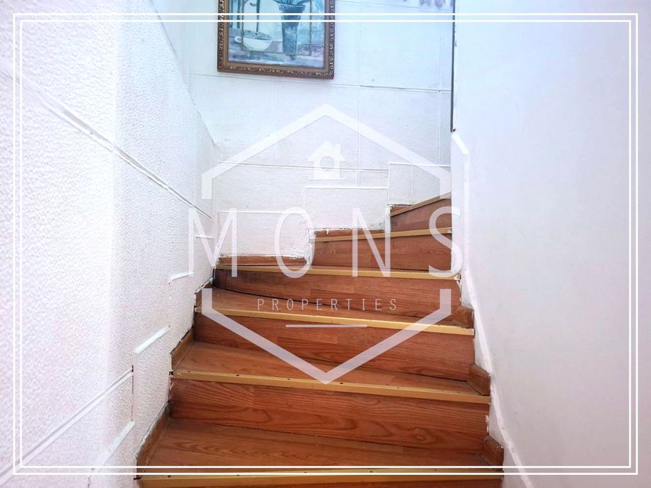 Къща в Велико Търново-Царевец площ 130 цена 369900