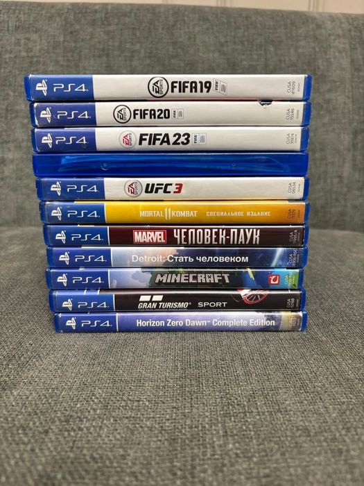 Приставка Sony PS 4
