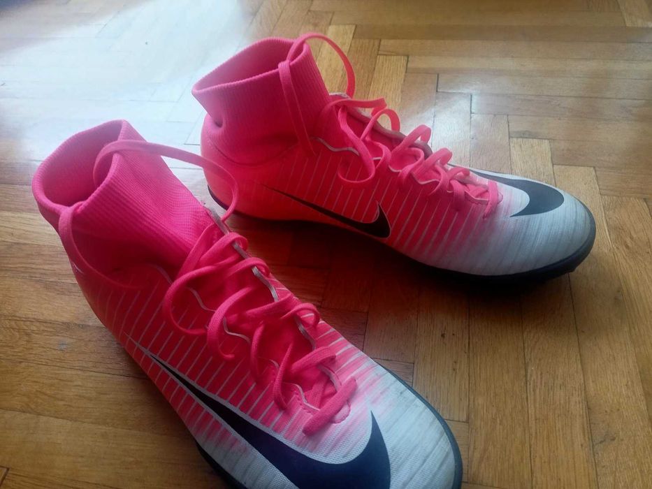 Маратонки стоножки