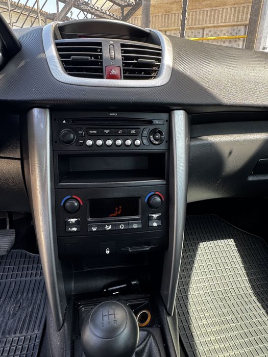 Peugeot 207 1.4 Benzină, 95 CP, 2008