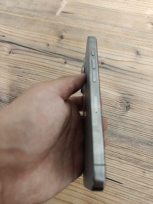 Iphone 15 pro 128 gb titanium