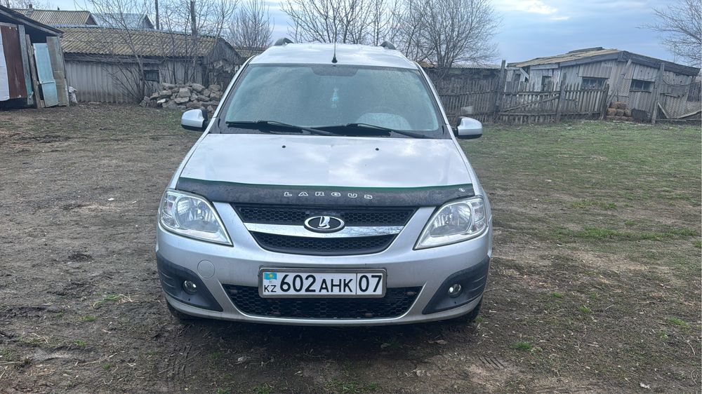 Лада Largus /////