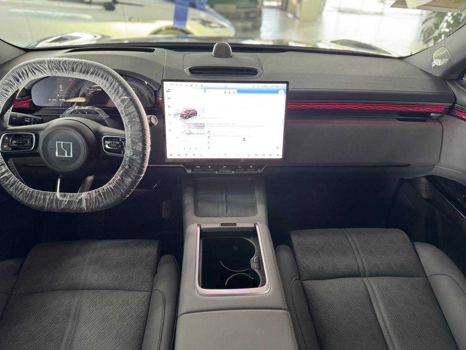 Zeekr 7x 2025 kuzov full 4wd